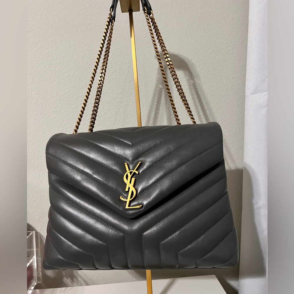 YSL Lou Lou Medium bag in Grey, Quilted leather